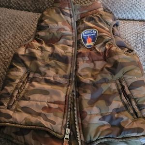 Carters Puffer Vest sz 5T